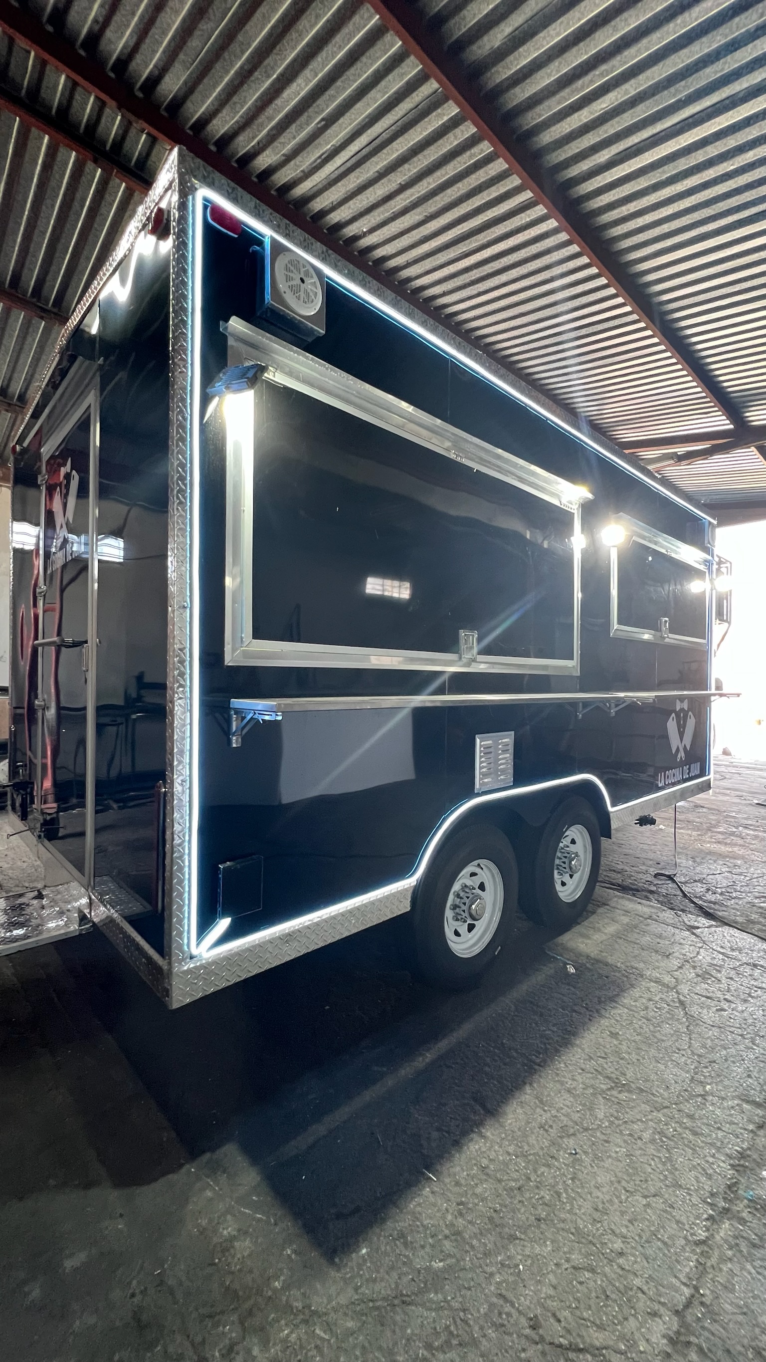 Juan 8.5x16 custom food trailer